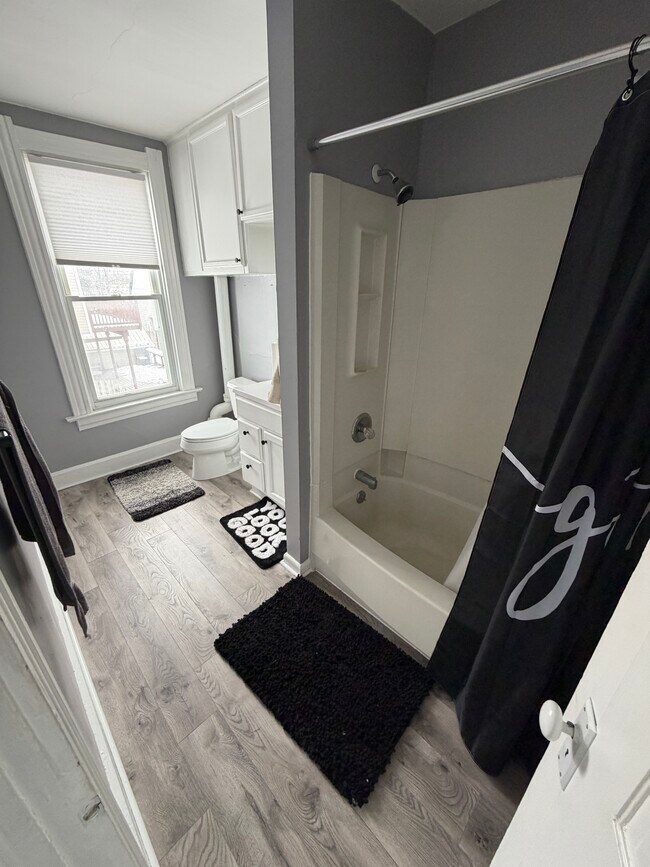 Foto del edificio - 10815 Waterville St