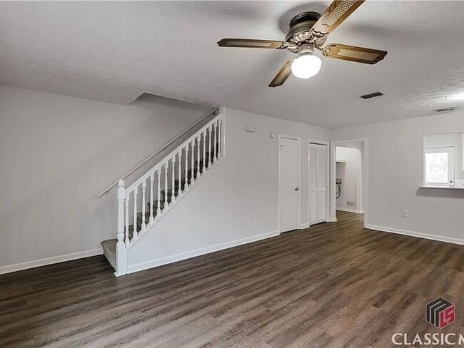 Foto del edificio - 209 Highland Park Dr