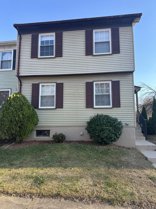 Foto del edificio - 1611 Mt Airy Ct