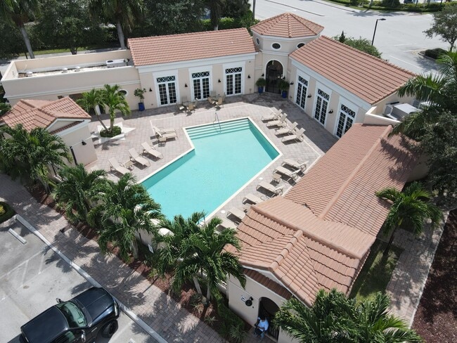 Foto del edificio - 8336 NW 9th Ave