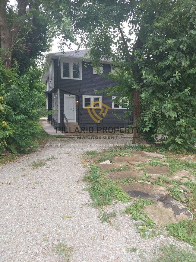 Foto del edificio - 3358-3360 N College Ave.