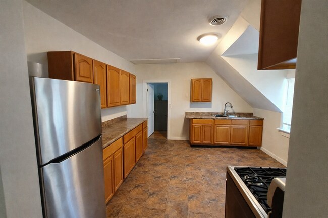 Foto del edificio - 64 Chase Ave