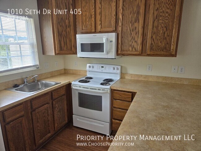 Foto del edificio - 1010 Seth Dr