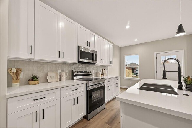 Foto del edificio - 5408 Fairchild St