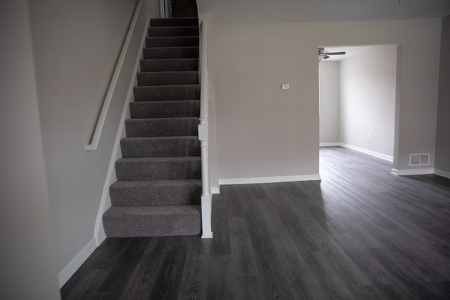 Building Photo - 1937 Jasmine Rd