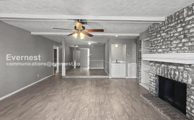 Building Photo - 4034 Cypressdale Dr