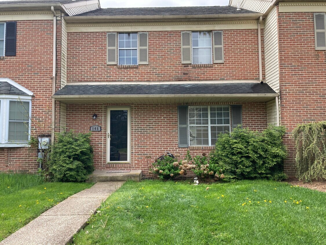 Primary Photo - 145 Zieglerville Rd