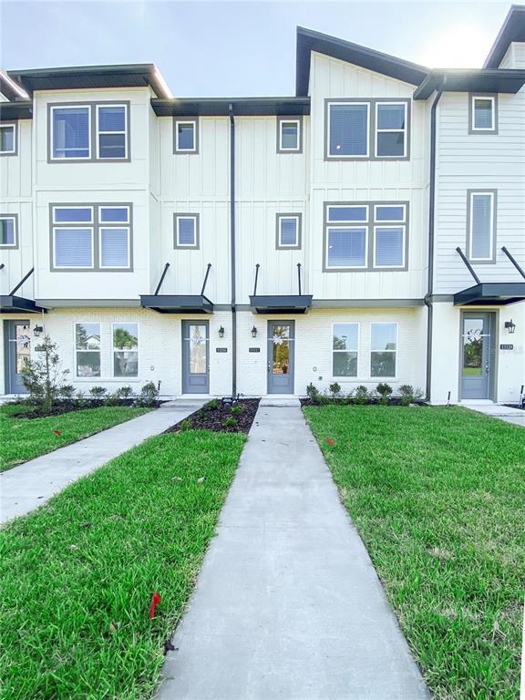 Foto principal - 13132 Bovet Ave