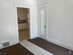 Building Photo - 843 Rondel Rd