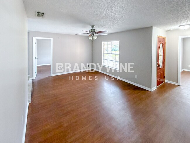 Foto del edificio - 215 Shore Rd