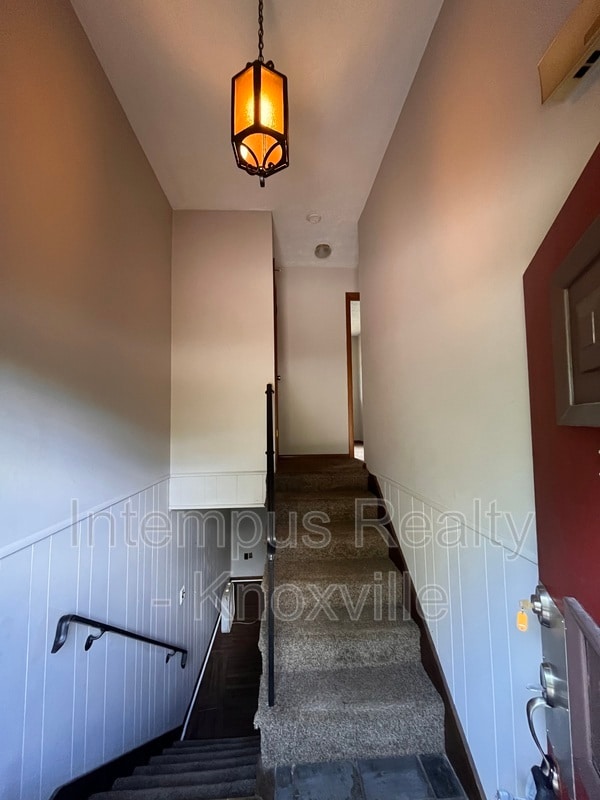 Building Photo - 8738 Gleason Dr
