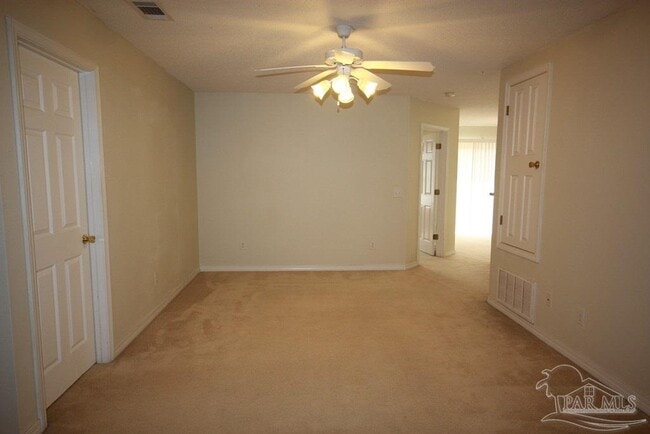 Building Photo - 10605 Wilderness Ln