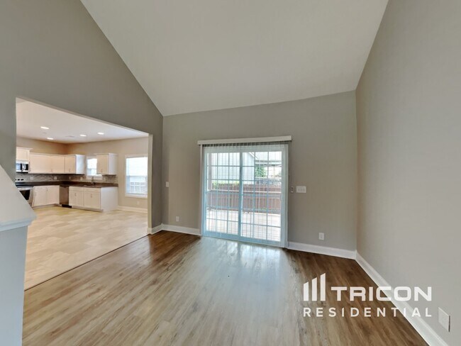 Foto del edificio - 393 Preakness Cir