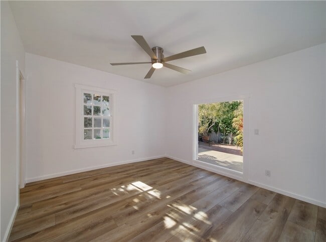 Building Photo - 1175 Glenneyre St