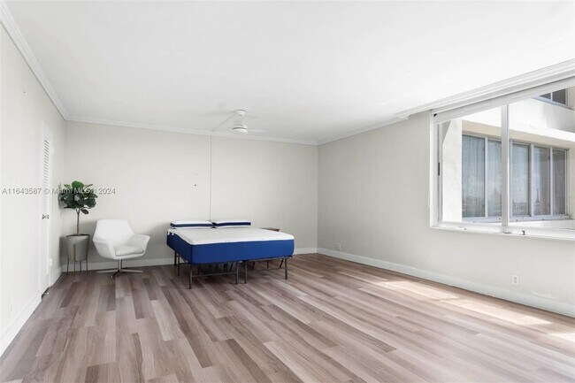 Foto del edificio - 1200 West Ave