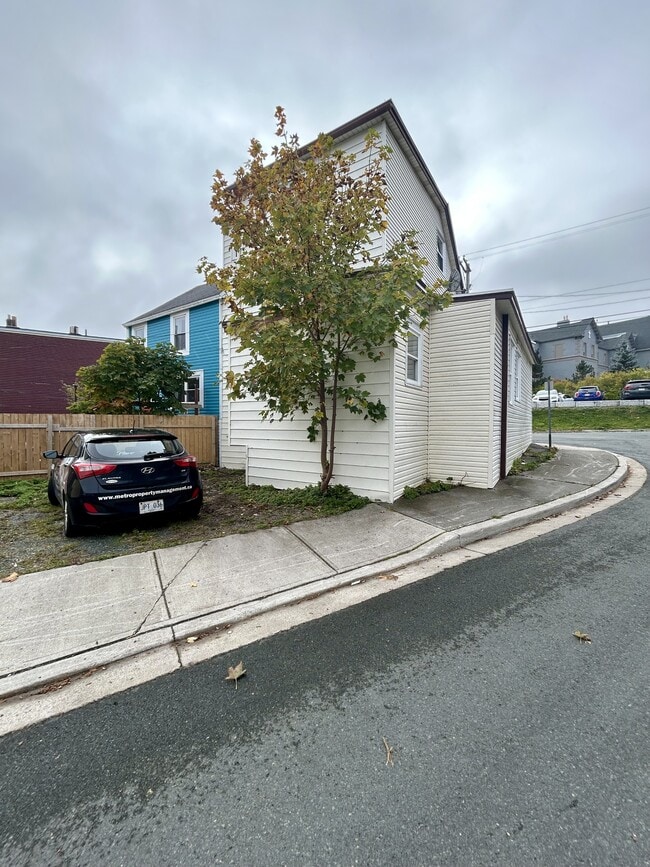 Building Photo - 34 Barnes Rd