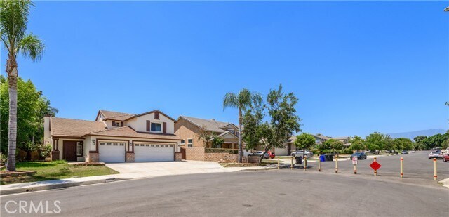 Foto del edificio - 11208 Greycliff Ave