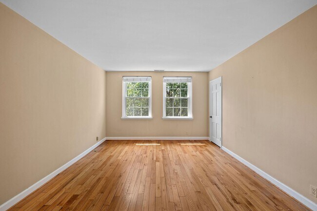 Building Photo - 3441 S Stafford St