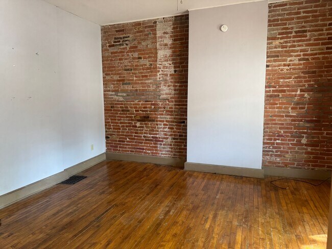Foto del edificio - 301 S 13th St
