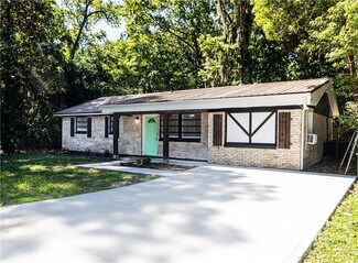 Building Photo - 217 Wesley St