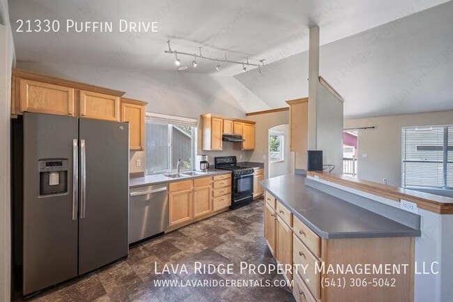 Building Photo - 21330 Puffin Dr