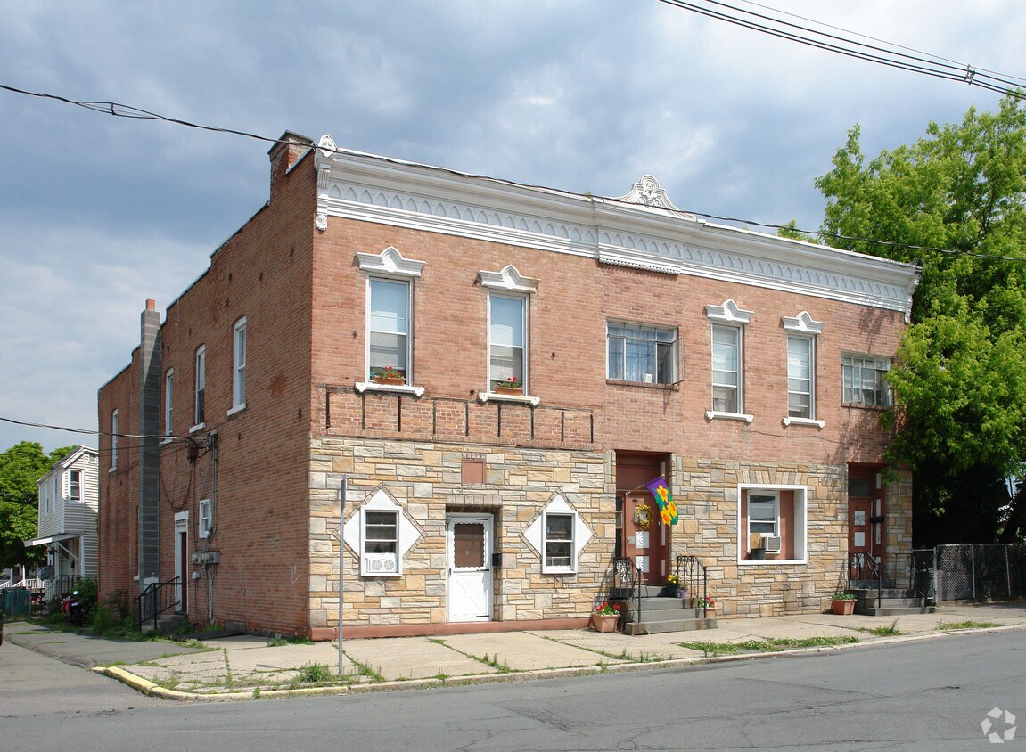 3436 Albany Ave, Green Island, NY 12183 Apartments in Green Island