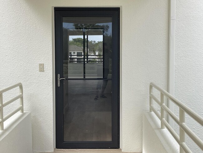 Building Photo - 844 Oak Harbour Dr