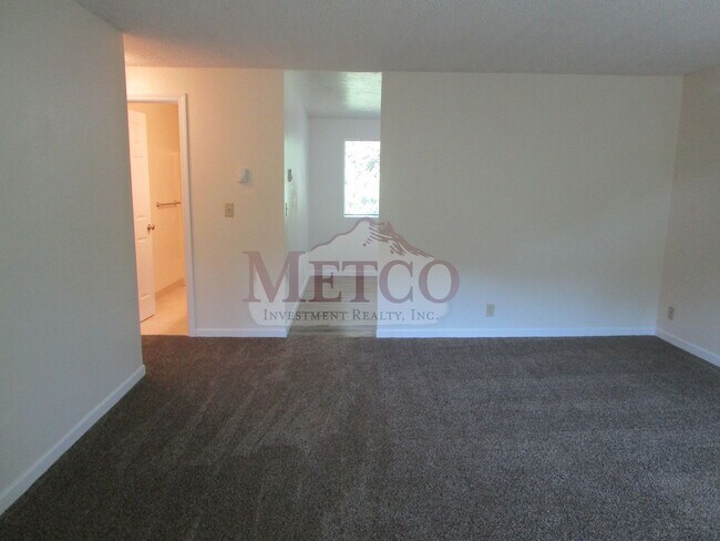 Foto del edificio - 548 S 42nd St