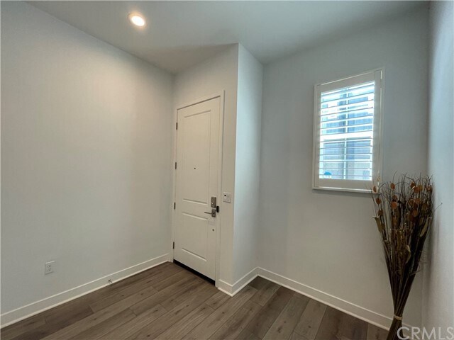 Building Photo - 10611 Owens Way