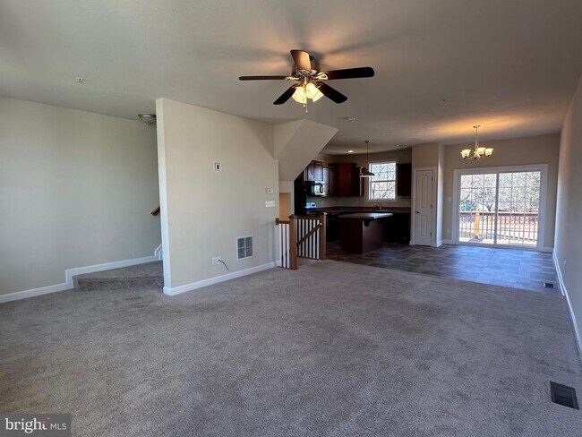 Foto del edificio - 29 S Center St