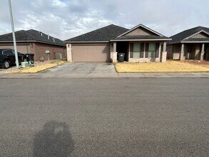 Building Photo - 1115 Canal St