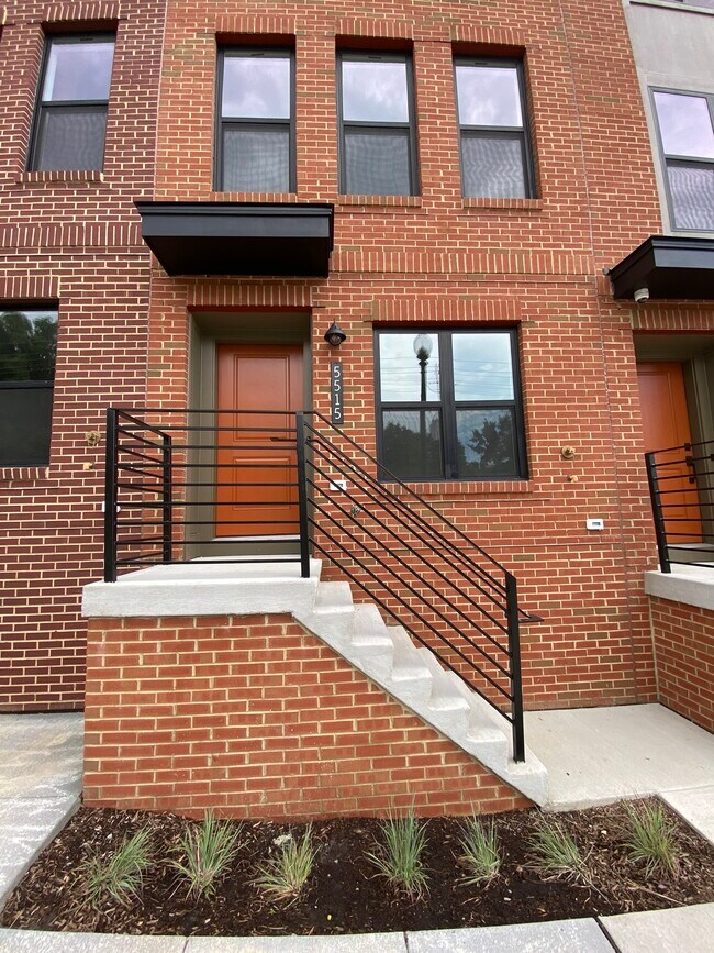 Foto del edificio - 5515 South Dakota Ave NE