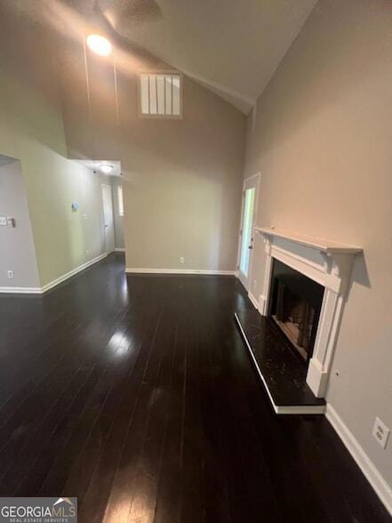 Building Photo - 9442 Cypress Ln