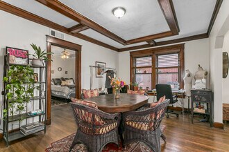 Building Photo - 302 W 34th St