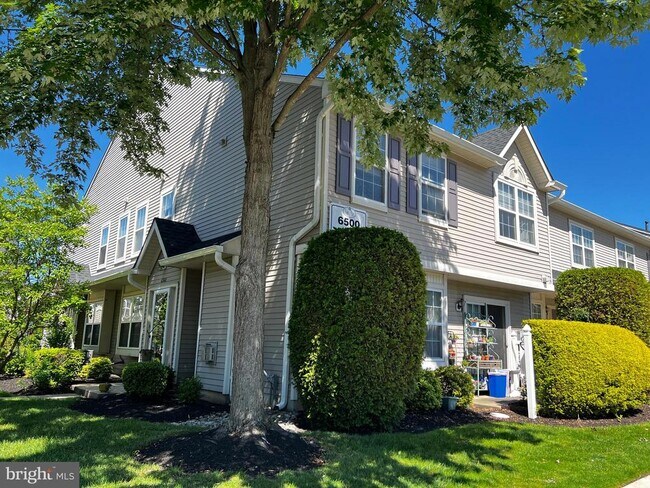 Foto del edificio - 6501 Coventry Way