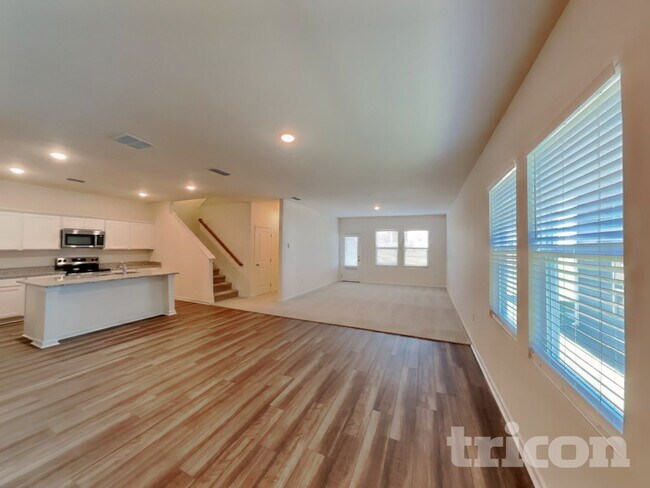 Building Photo - 306 Nasturtium Wy