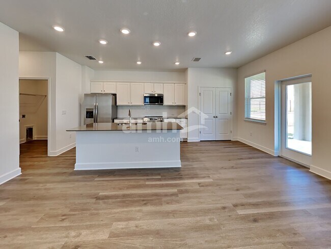 Foto del edificio - 37729 Dusty Saddle Ln