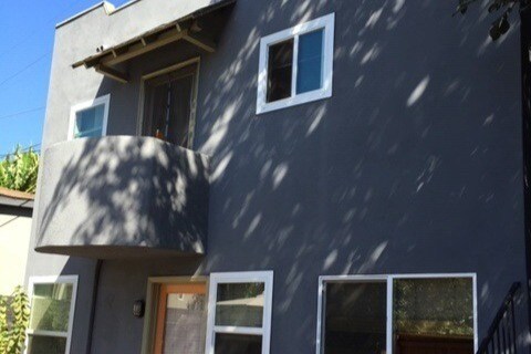 Foto del edificio - 838 Silver Lake Blvd