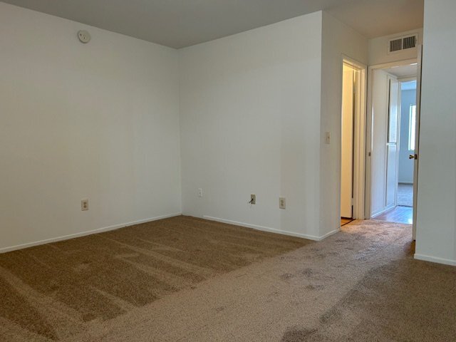Building Photo - 623 E Cypress Ave