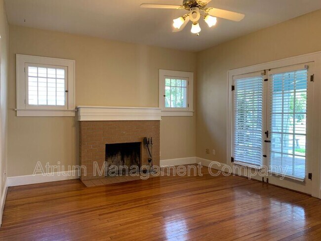 Foto del edificio - 817 College Ave