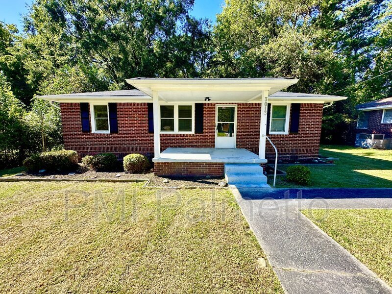 Primary Photo - 3013 Hammond Ave