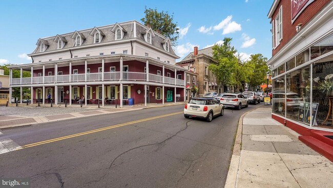 Building Photo - 22 N Main St