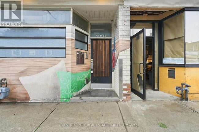 Building Photo - 208 Greenwood Ave