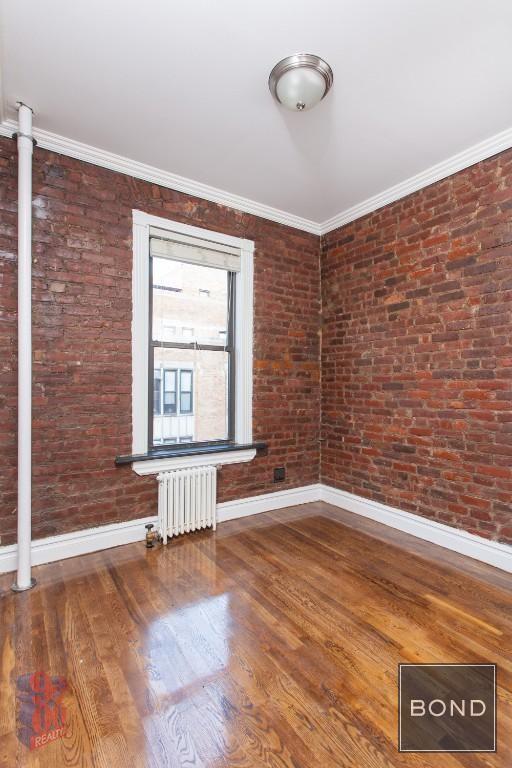 Foto del edificio - 410 E 13th St