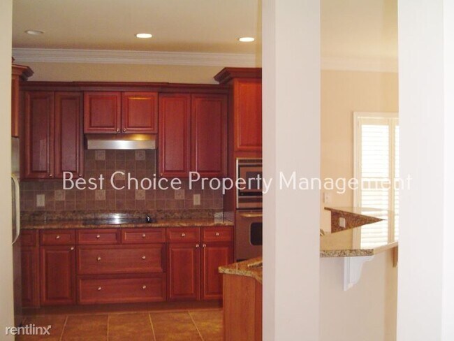 Building Photo - 4 br, 2.5 bath House - 125 Farm Mill Cir