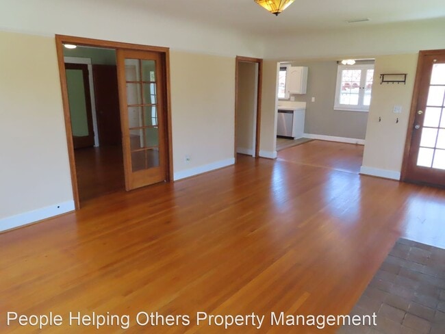 Building Photo - 3 br, 2 bath House - 3144 Bancroft Street
