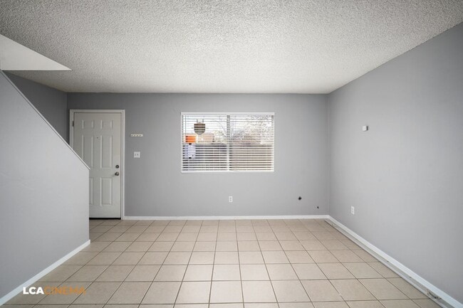 Building Photo - 322 Decatur St