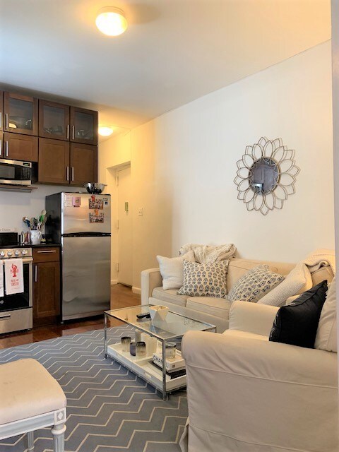 Foto del edificio - 261 W 21st St