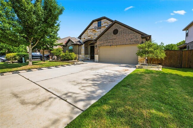 Building Photo - 3013 Chalice Well Dr