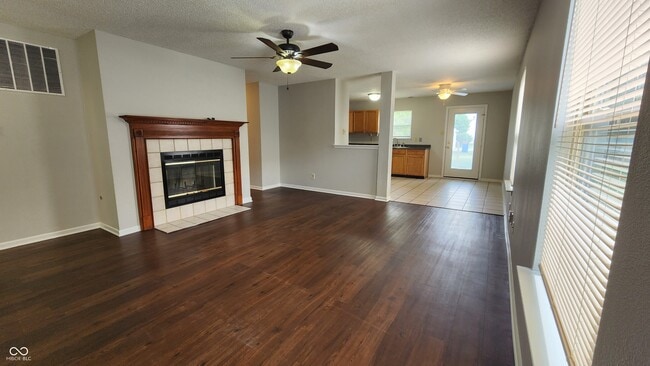 Building Photo - 11896 Wapiti Way